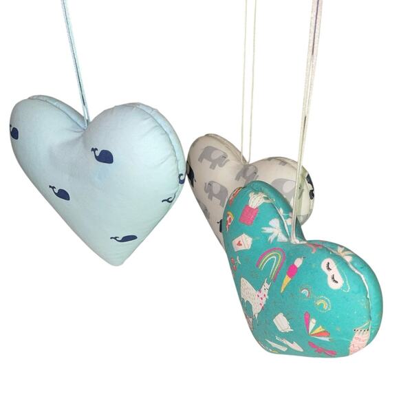 Hanging Heart 3 Dimensional Decor 8"x 6.5" - Picture 3 of 7